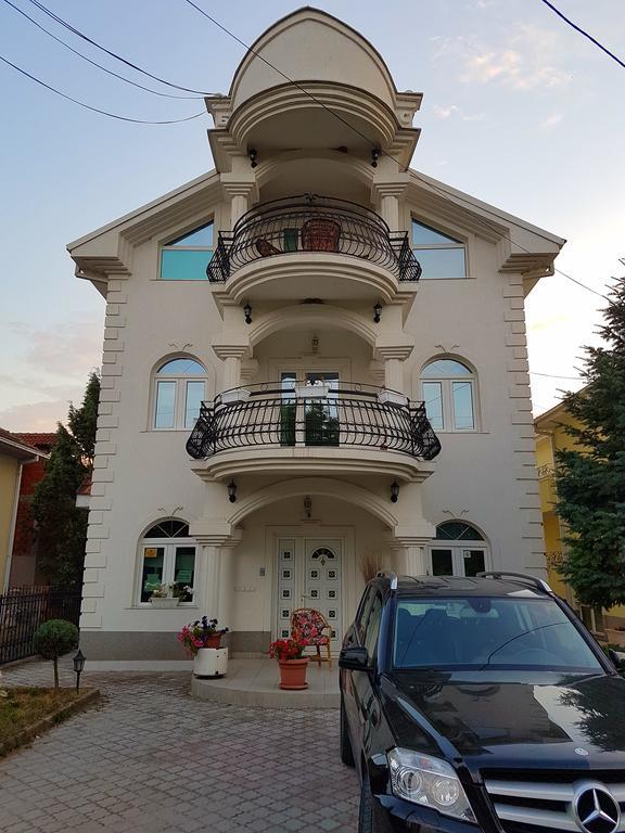 Apartment Cace Kumanovo Luaran gambar